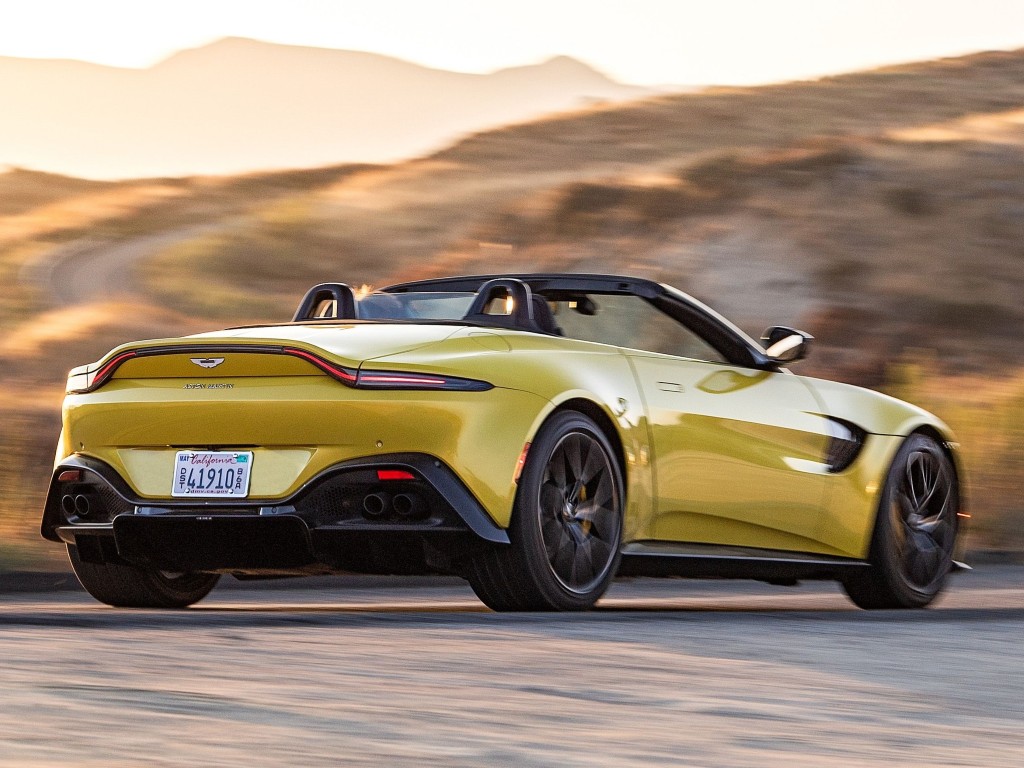 Aston Martin Vantage Roadster (Automatic)